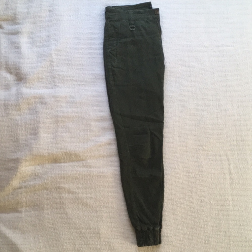 Modern Threads green patterned pants - Picture 3 of 6